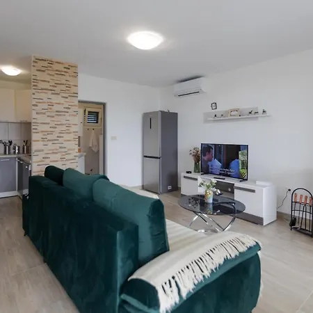 شقة Didova Kuca فيس